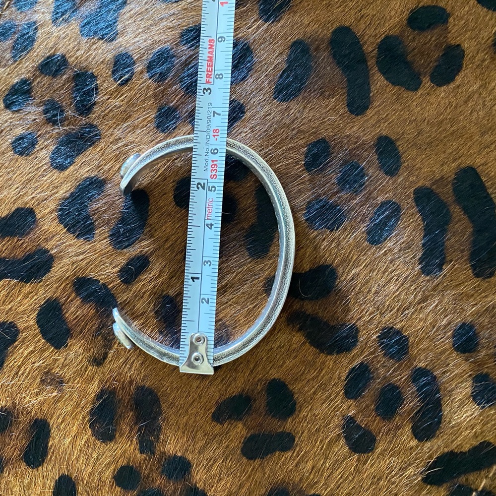 SOLD 🛑 Beautiful turquoise & sterling silver cuff - Picture 5 of 6